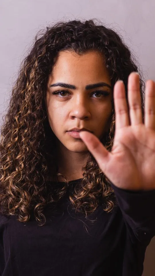 {{ value.featured_title }}